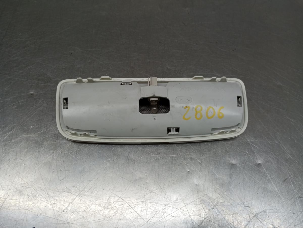 Plafonier central MERCEDES-BENZ CLA Shooting Brake (X117) Imagem-2