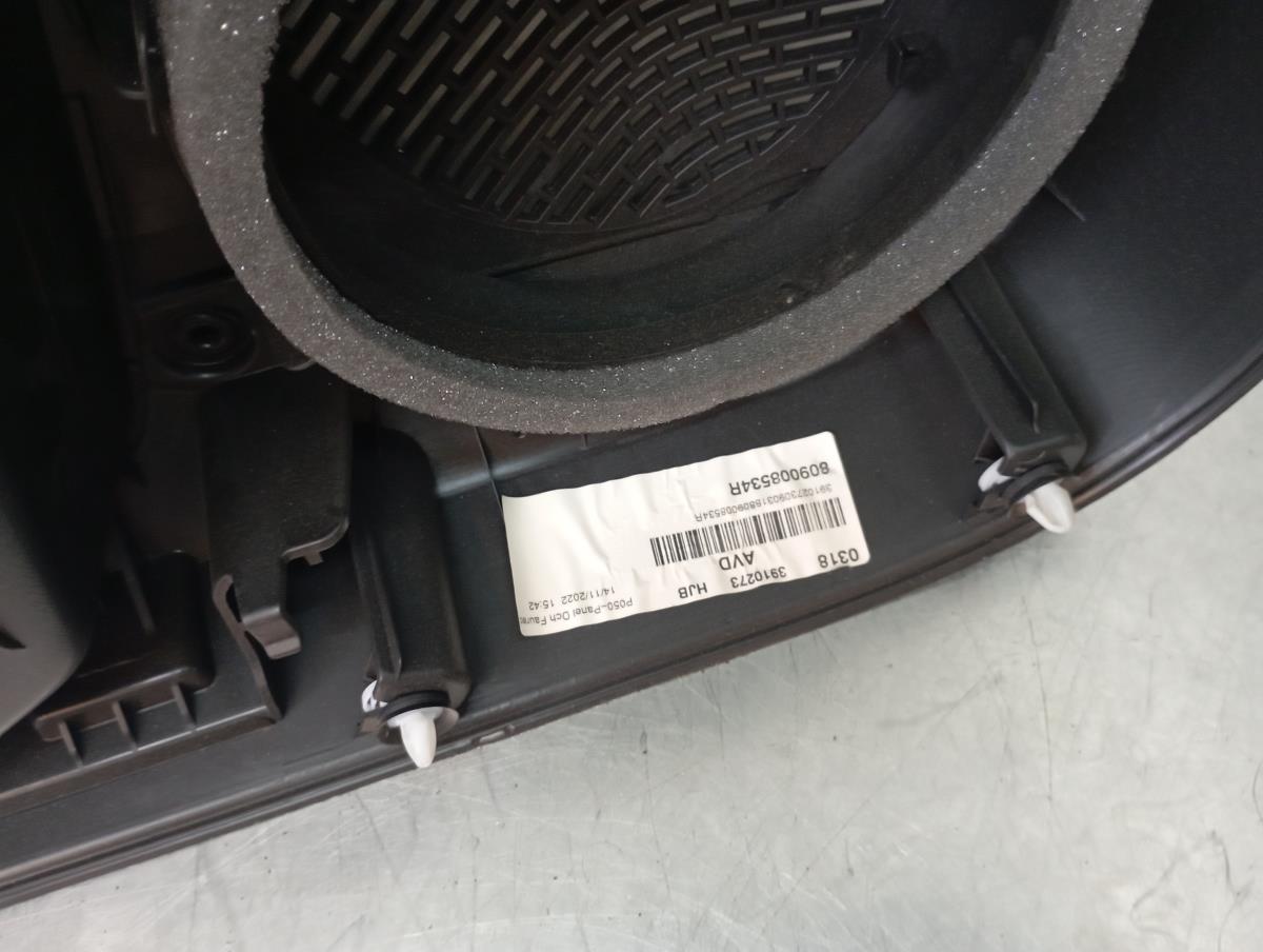 Forra porta / quartela frente direita RENAULT Captur II Imagem-2