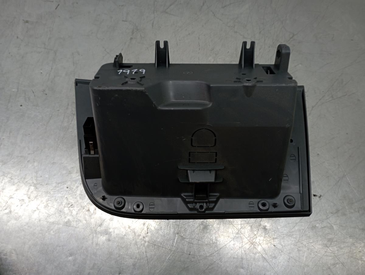 Porta luvas SEAT Ibiza IV (6J5, 6P1) Imagem-2