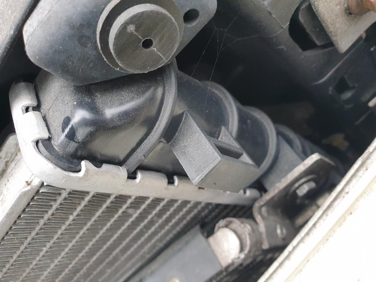 Water radiator MINI Mini (R50, R53) Imagem-2