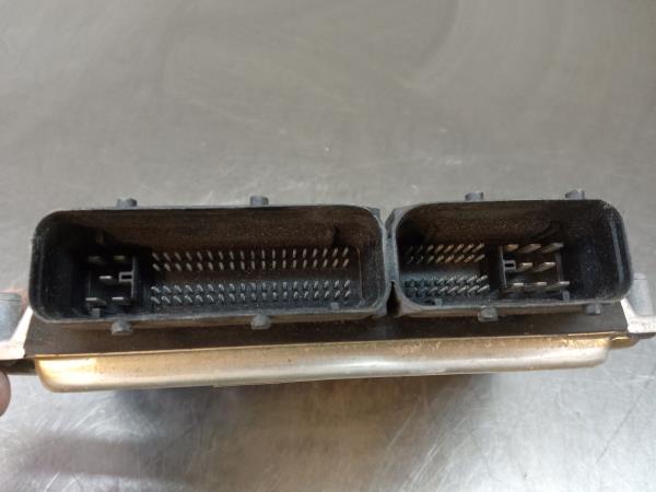 Centralina motor / ECU VOLKSWAGEN Polo (9N) Imagem-3