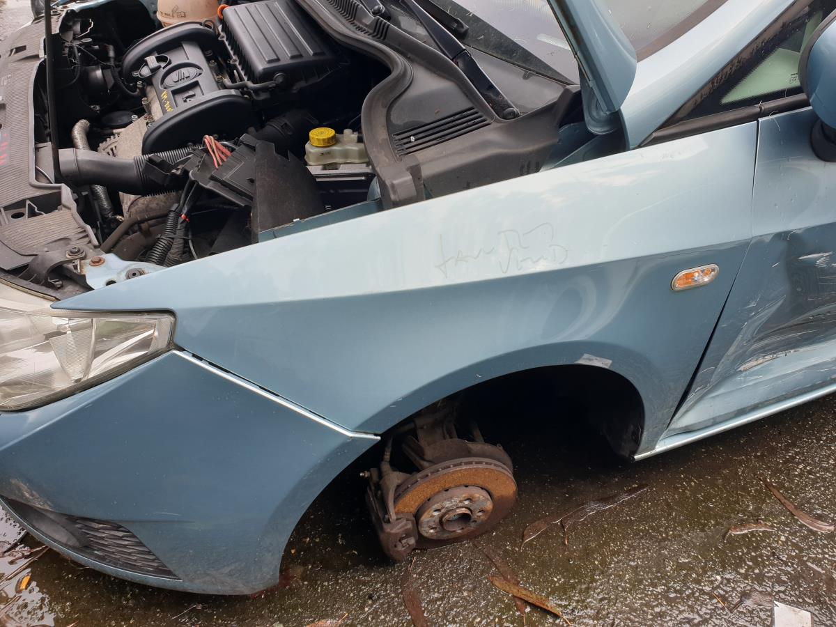 Parafango sinistro SEAT Ibiza IV (6J5, 6P1)
