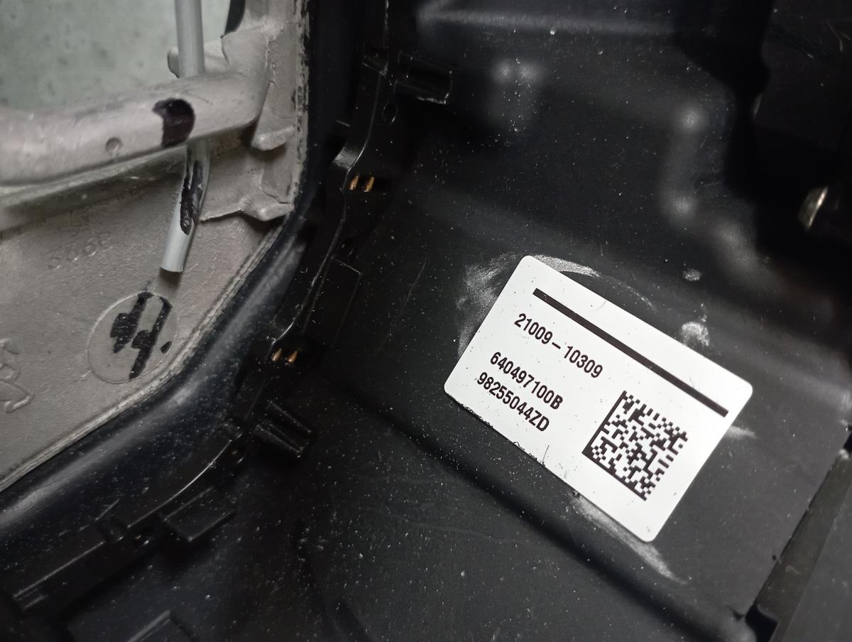 Volante de dirección PEUGEOT 2008 II (U_) Imagem-5