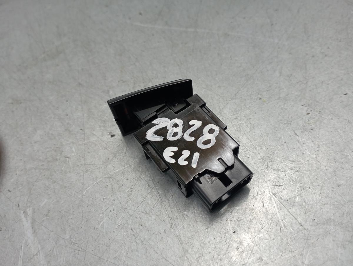 Warning Switch TOYOTA Corolla Hatchback (_E21_) Imagem-1