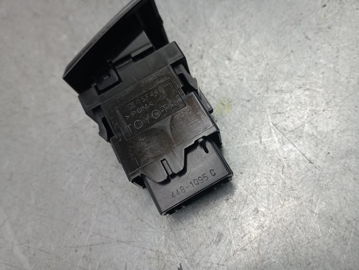 Warning Switch TOYOTA Corolla Hatchback (_E21_) Imagem-3