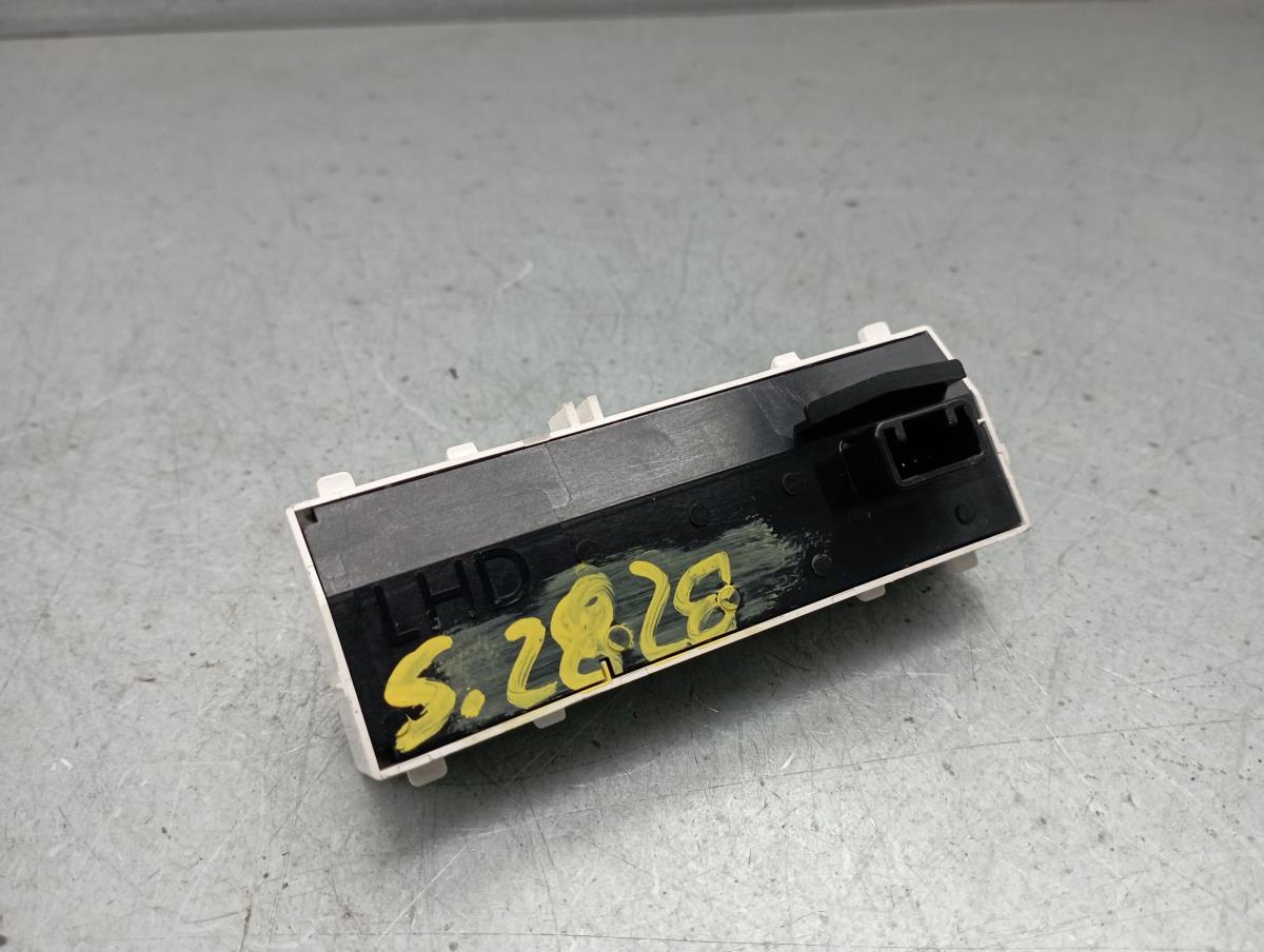 Display / ecrã de informações TOYOTA Corolla Hatchback (_E21_) Imagem-1