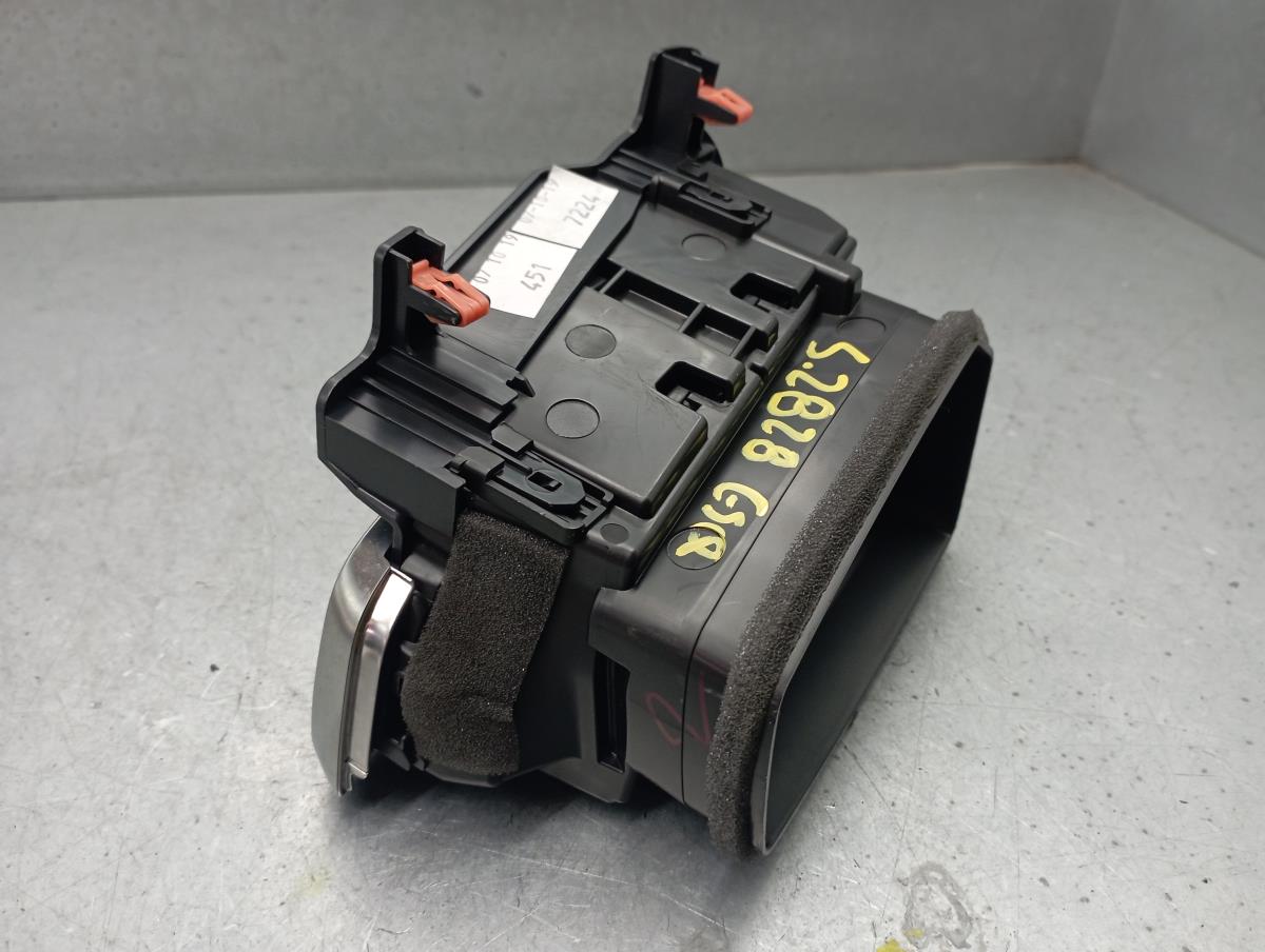 Paratie del riscaldamento TOYOTA Corolla Hatchback (_E21_) Imagem-1