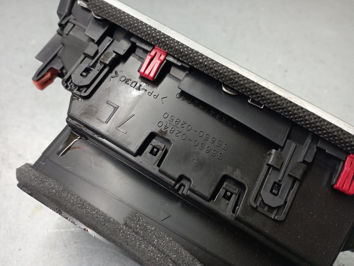 Paratie del riscaldamento TOYOTA Corolla Hatchback (_E21_) Imagem-3