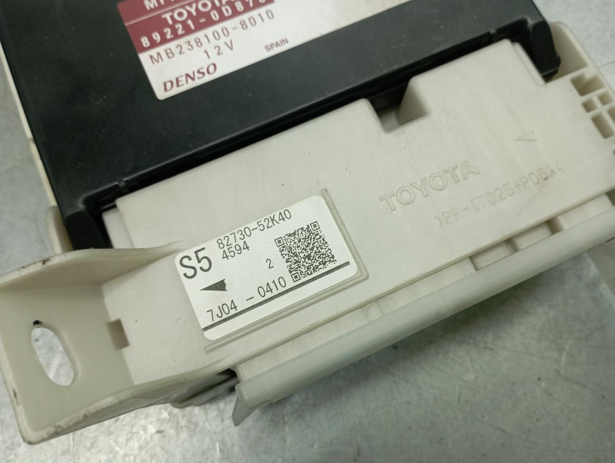 Caixa fusíveis / SAM / BSI TOYOTA Yaris (_P13_) Imagem-3