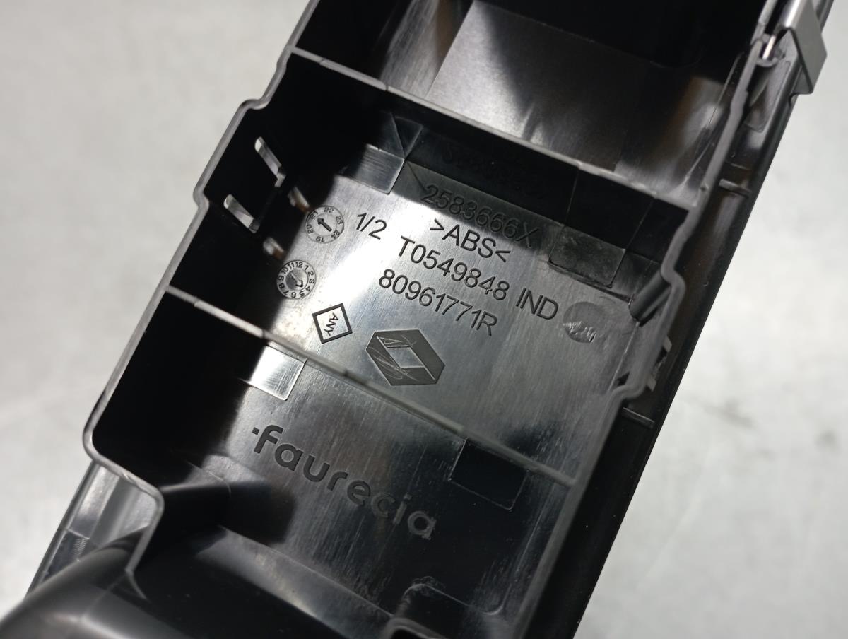 Mando / interruptor elevalunas delantero derecho DACIA Sandero III Imagem-3