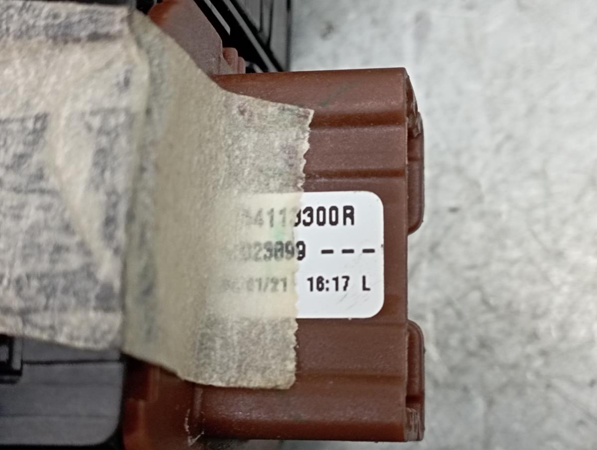 Left Front window control DACIA Sandero III Imagem-4