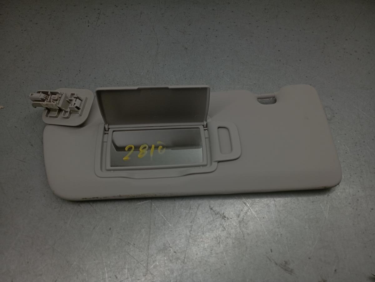 Pála de sol esquerda DACIA Sandero III