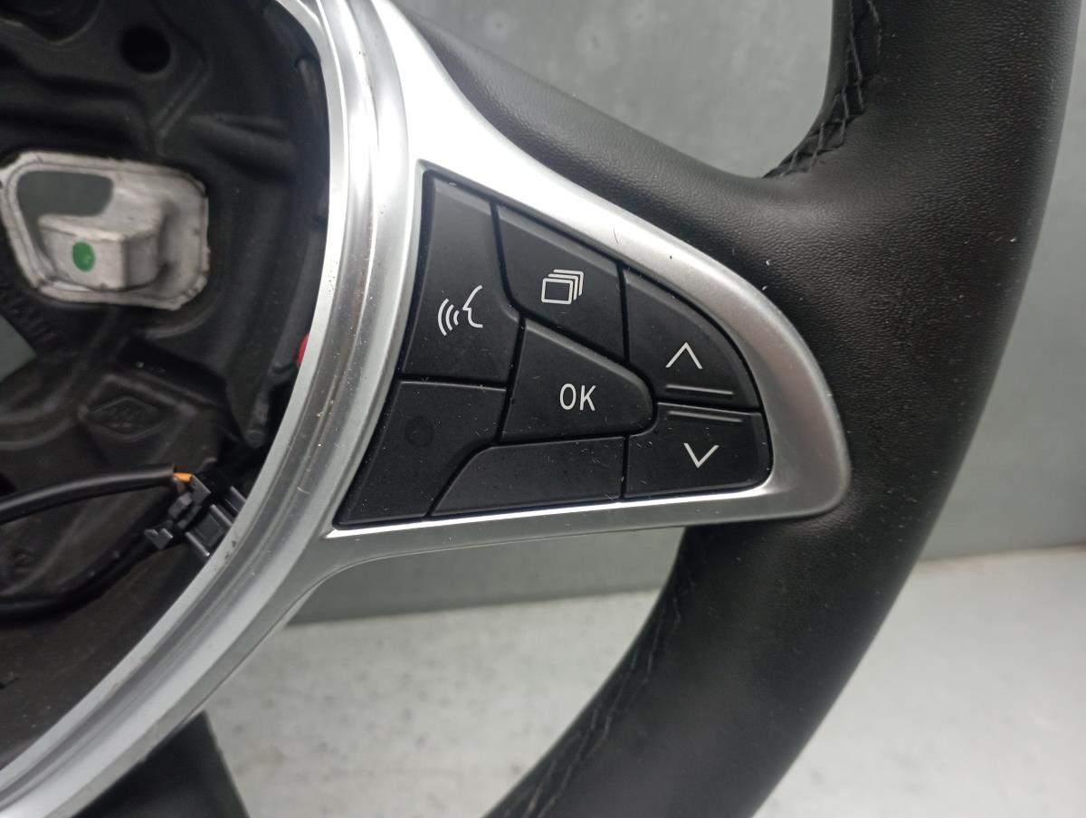 Volante DACIA Sandero III Imagem-2