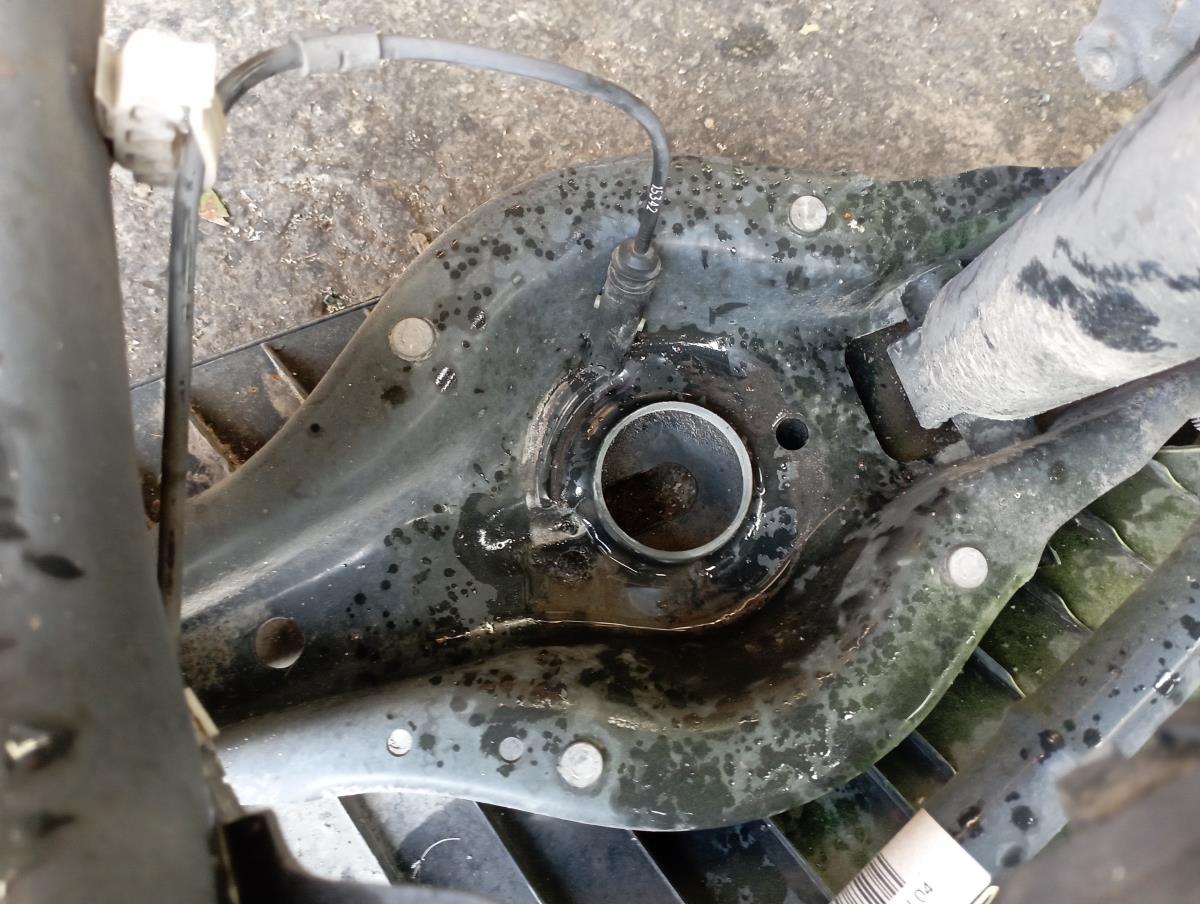 Left rear suspension arm BMW 1 (F21)