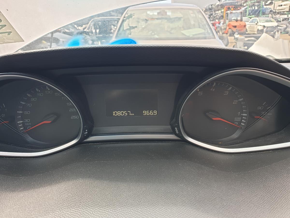 Instrument cluster PEUGEOT 308 SW II Imagem-3