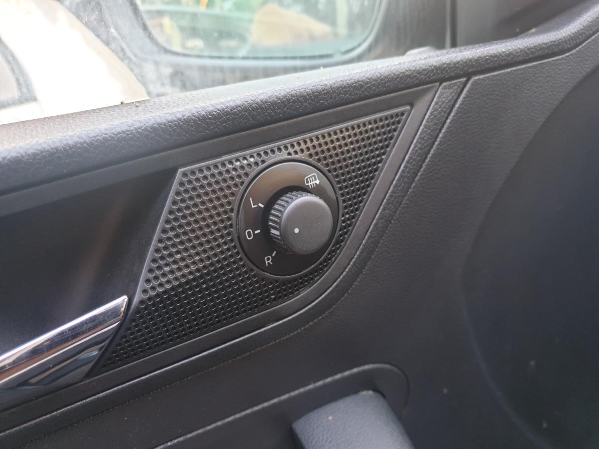 Comando de espelhos SKODA Rapid Spaceback (NH1)