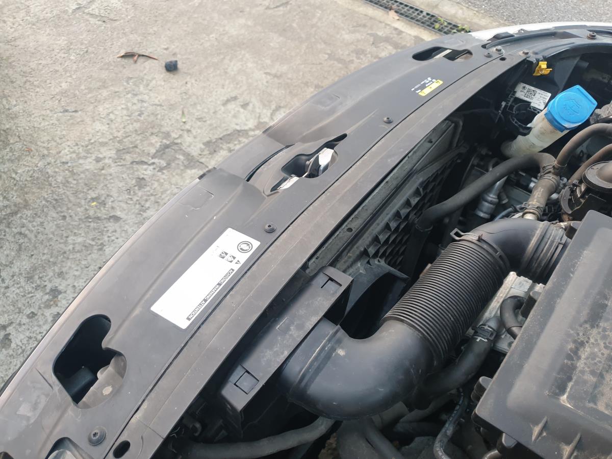 Frontale in fibra o lamiera SKODA Rapid Spaceback (NH1)