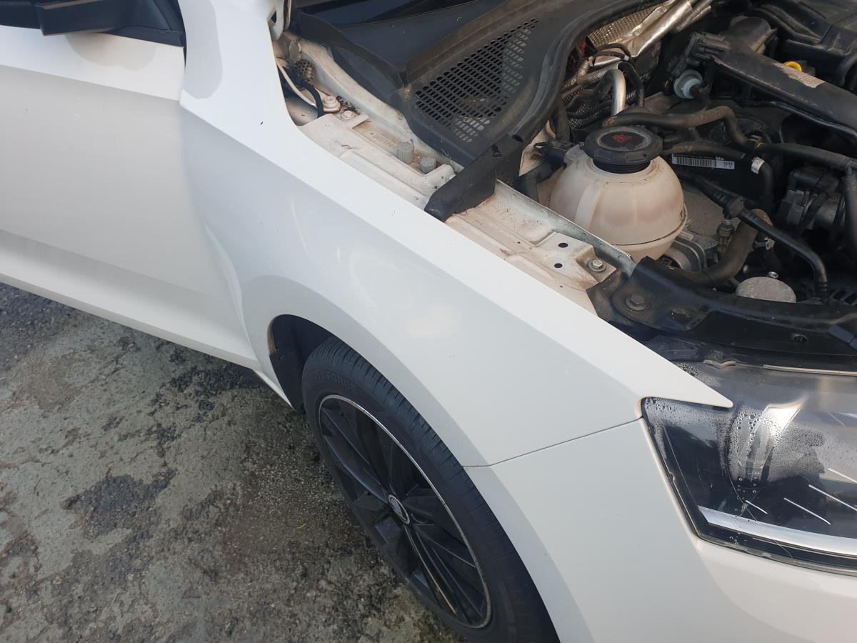 Parafango destro SKODA Rapid Spaceback (NH1) Imagem-1