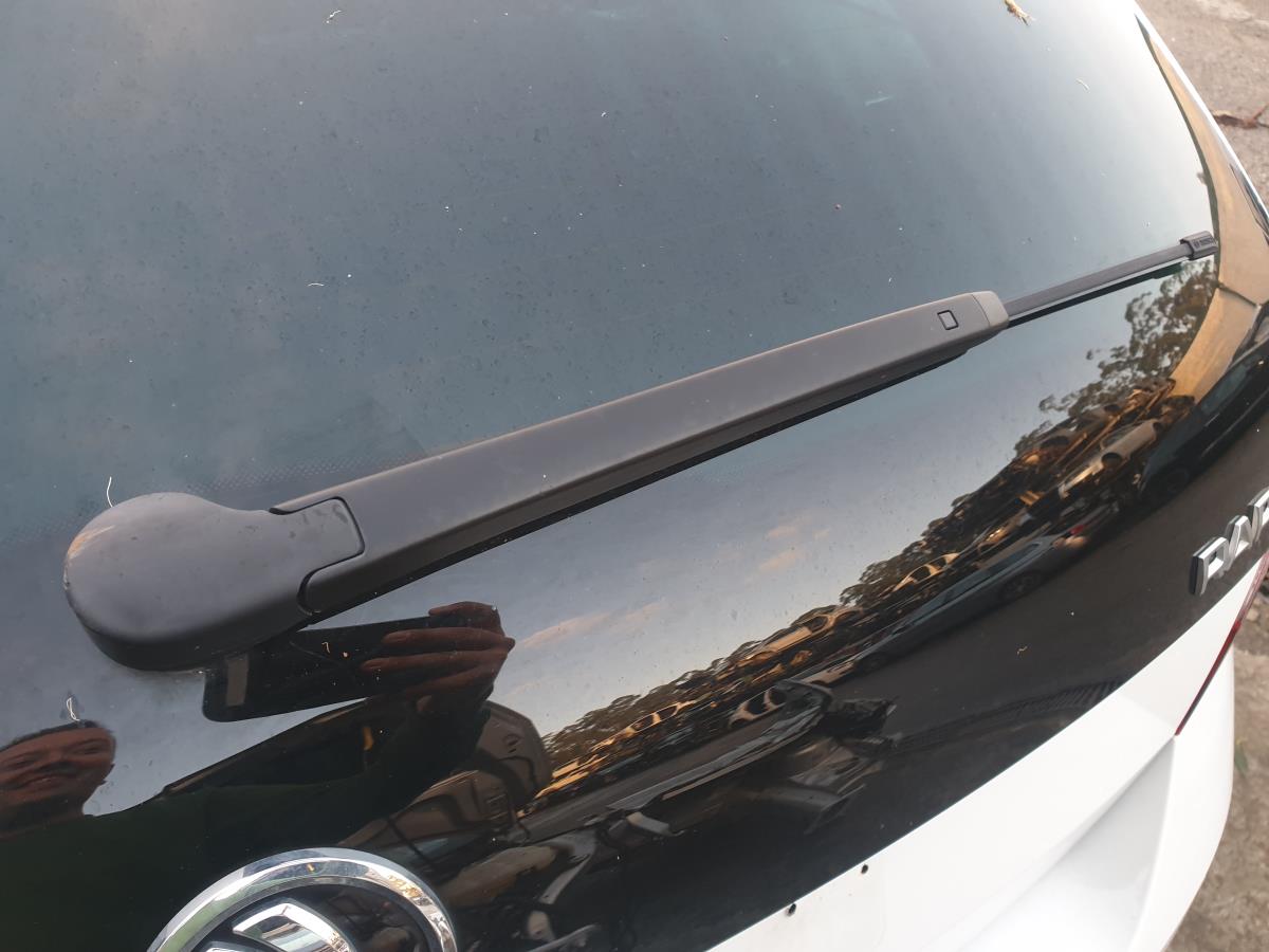 Rear wiper arm SKODA Rapid Spaceback (NH1)