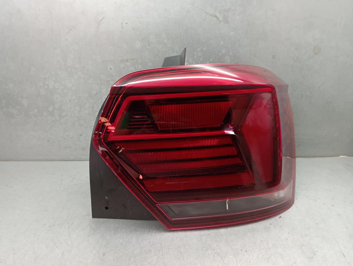 Right Tail light VOLKSWAGEN Polo (AW1)