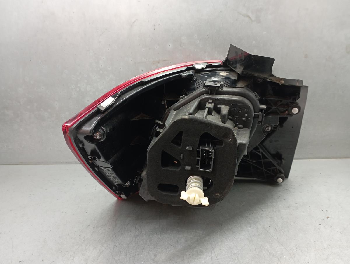 Right Tail light VOLKSWAGEN Polo (AW1) Imagem-2