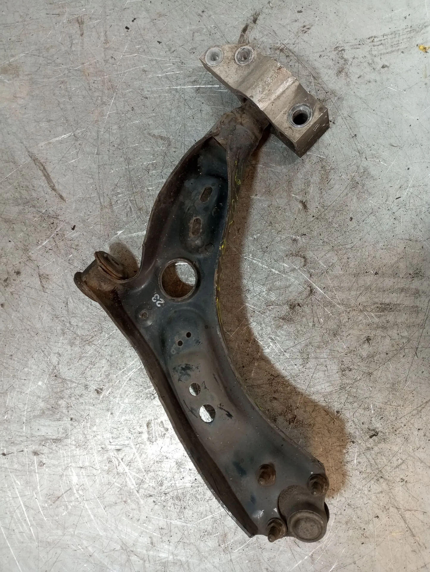 Braccio di sospensione anteriore destra VOLKSWAGEN Golf VI (5K1) Imagem-1