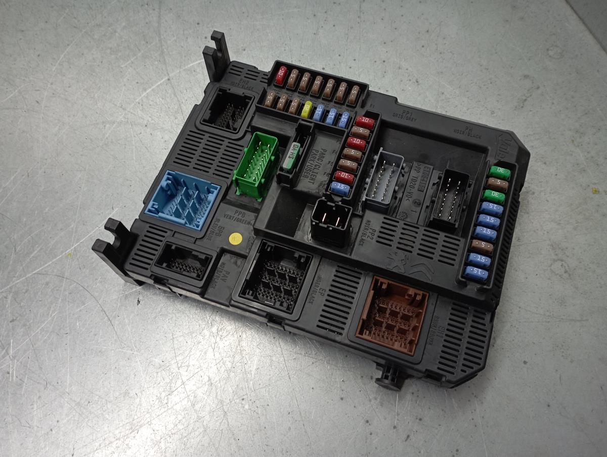 Caixa fusíveis / SAM / BSI PEUGEOT 2008 I (CU_)