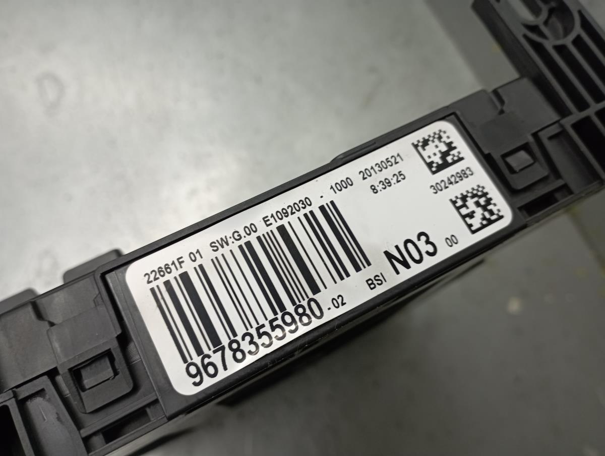 Caixa fusíveis / SAM / BSI PEUGEOT 2008 I (CU_) Imagem-2