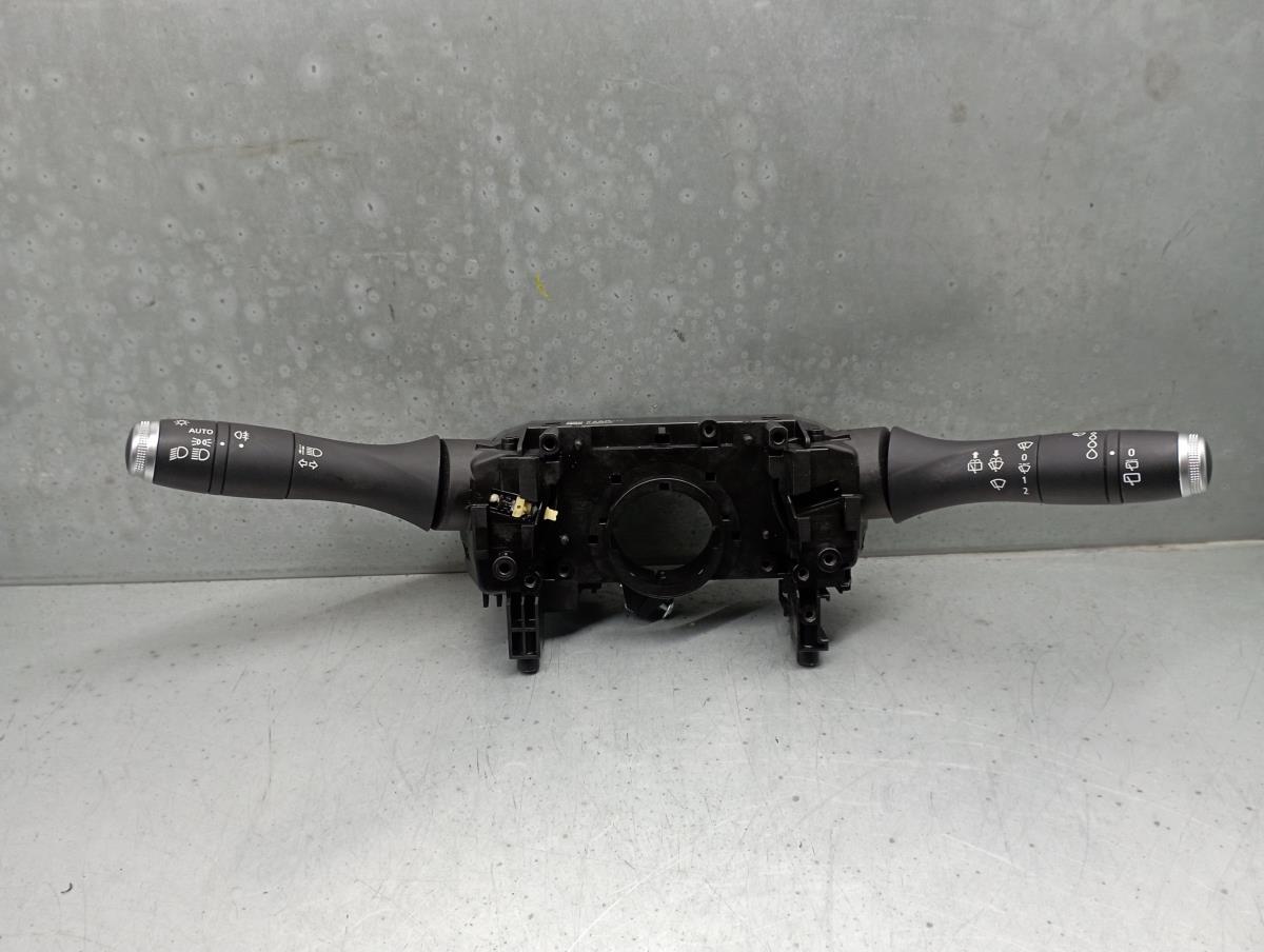 Ensemble leviers d'éclairage et essuie-glace RENAULT Clio V (BF_)