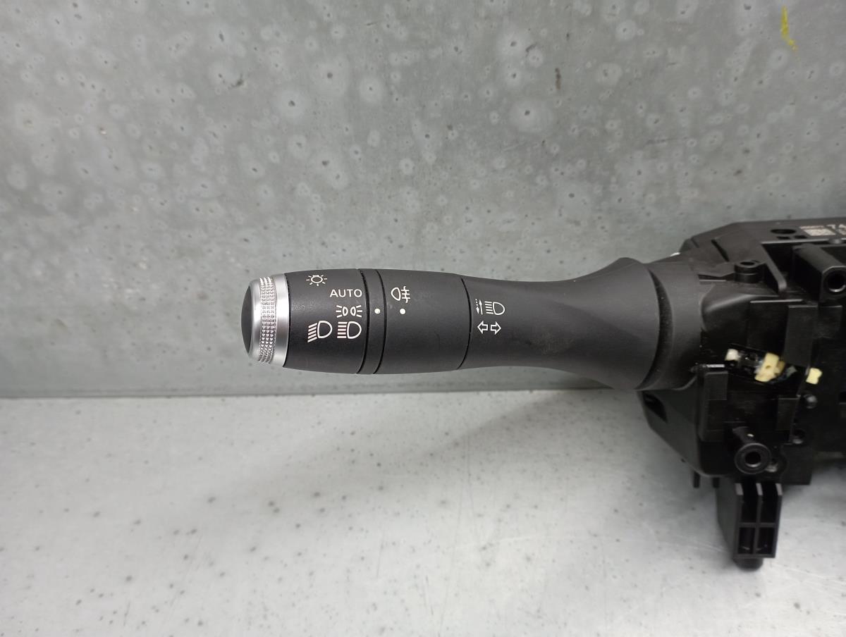 Mando de luces y limpia parabrisas RENAULT Clio V (BF_) Imagem-2