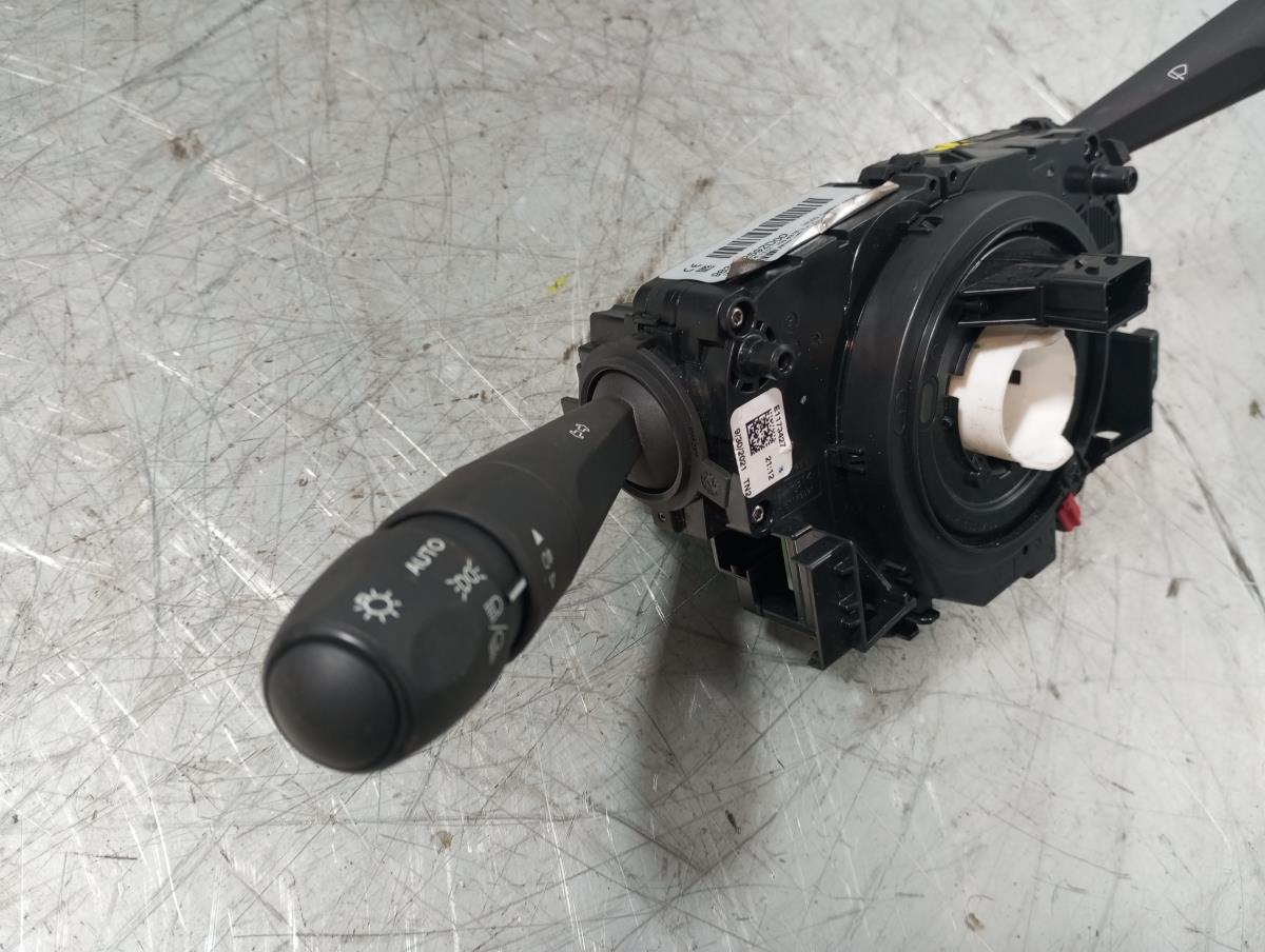 Fita de airbags PEUGEOT 208 II Imagem-1