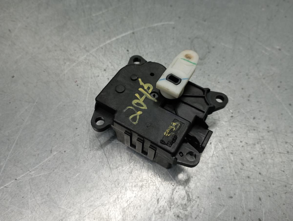 Motor del compuerta de la calefacción NISSAN Juke (F15)