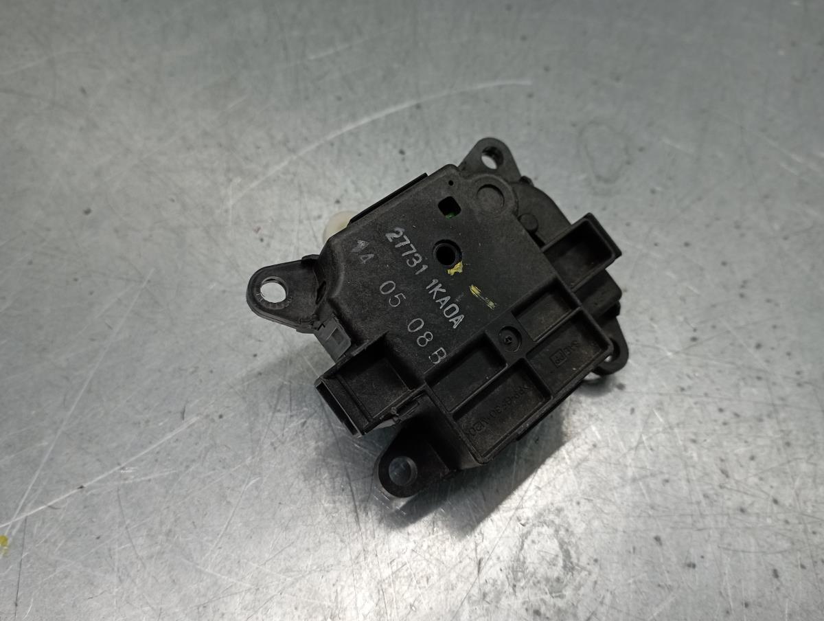 Motor del compuerta de la calefacción NISSAN Juke (F15) Imagem-1
