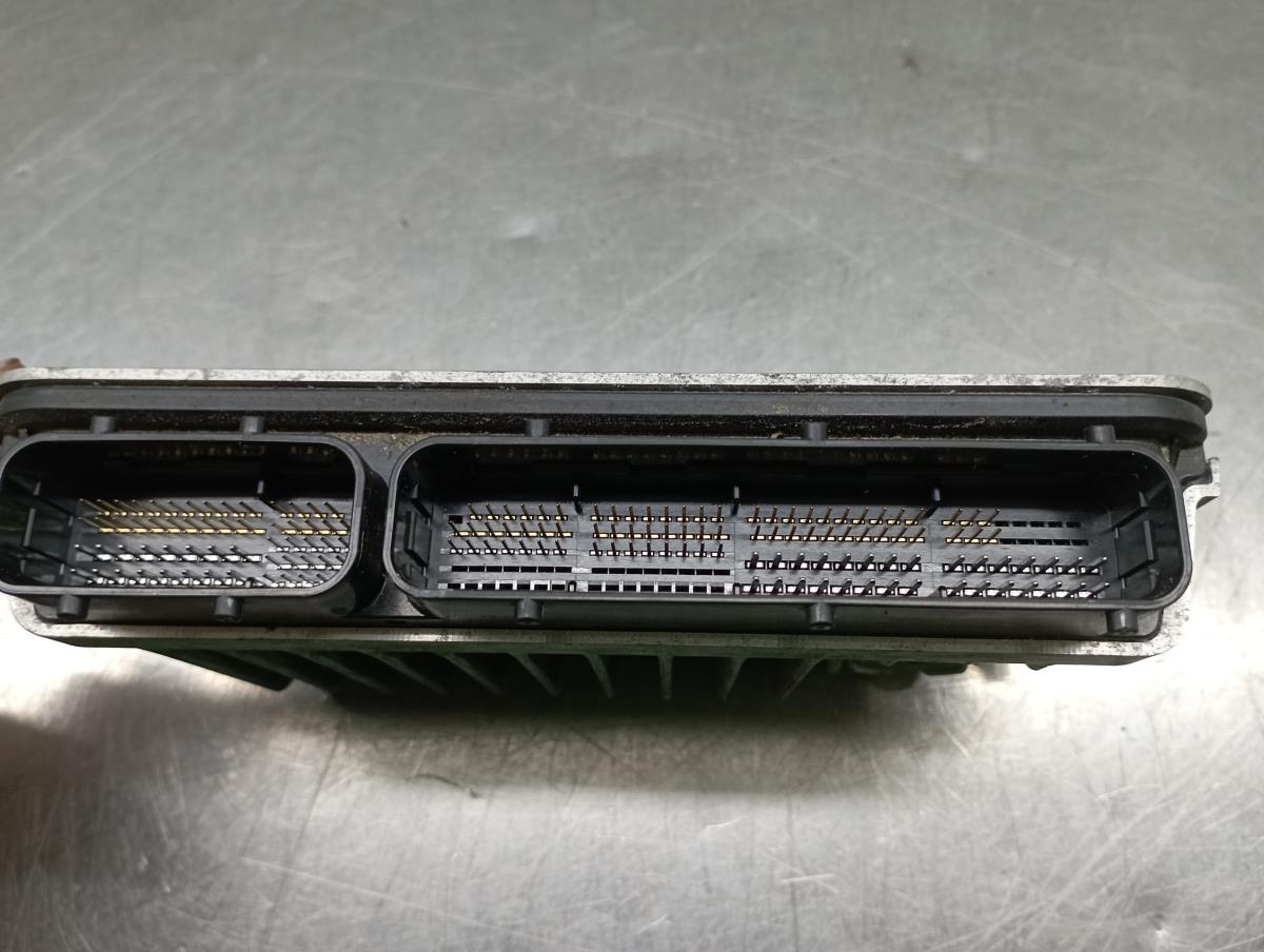 Centralina motor / ECU TOYOTA Yaris (_P13_) Imagem-2