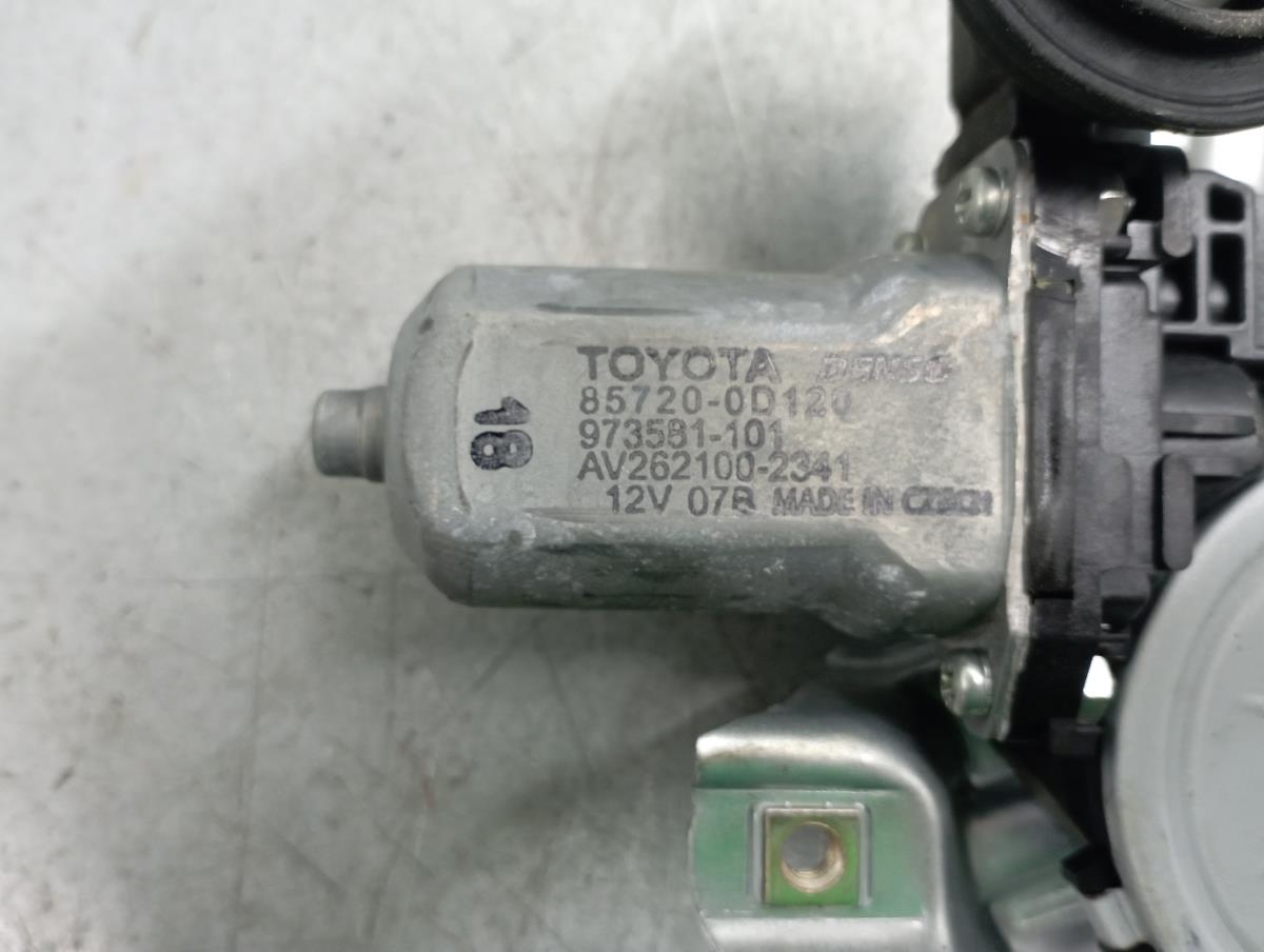 Elevador vidros trás direito TOYOTA Yaris (_P13_) Imagem-3