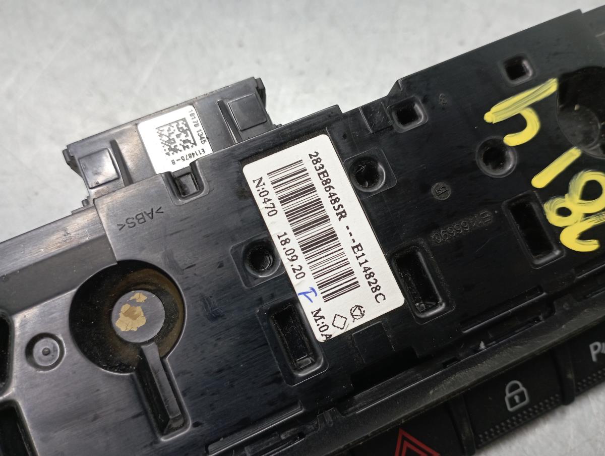 Warning Switch DACIA Duster (HM_) Imagem-3