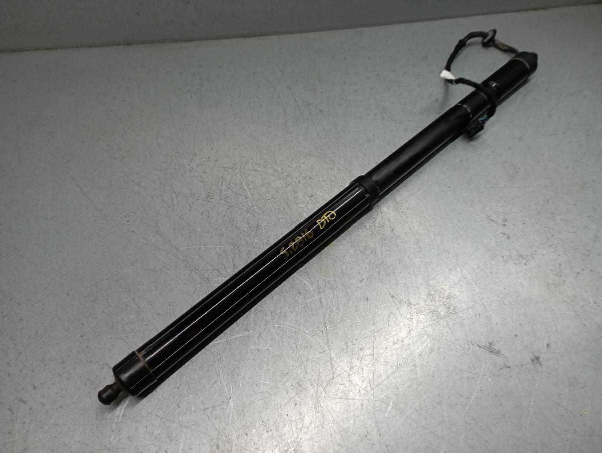 Amortecedor da mala PORSCHE Cayenne (92A)