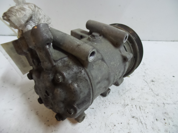 Compressore A/C RENAULT Clio III (BR0/1, CR0/1) Imagem-1