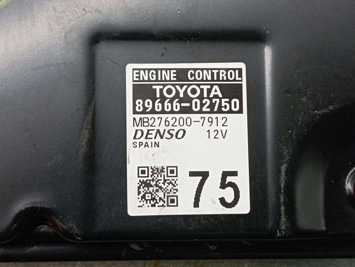 Centralina motor / ECU TOYOTA Corolla Hatchback (_E21_) Imagem-3