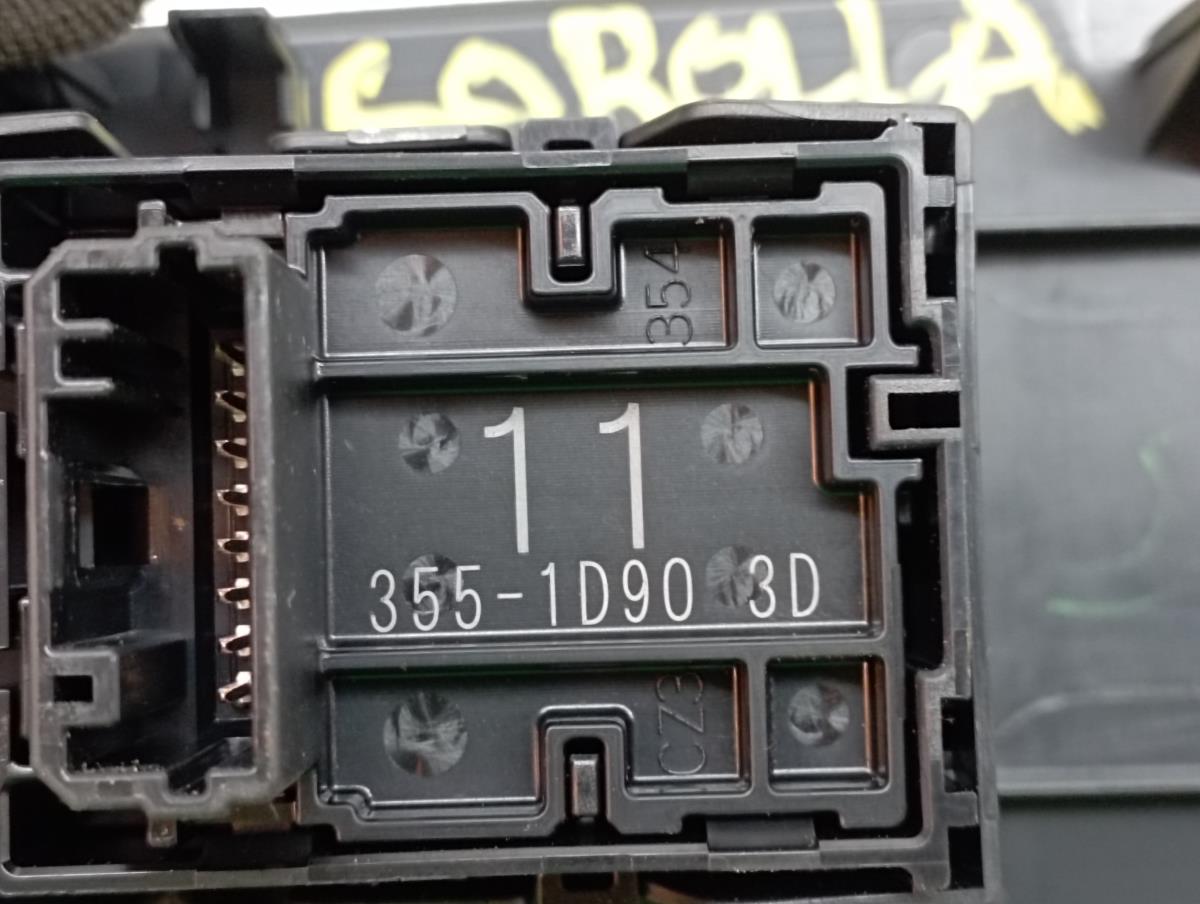 Mando / interruptor elevalunas delantero derecho TOYOTA Corolla Hatchback (_E21_) Imagem-3