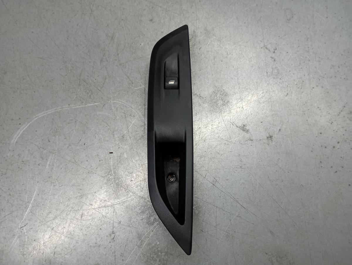 Mando / interruptor elevalunas delantero derecho PEUGEOT 208 II