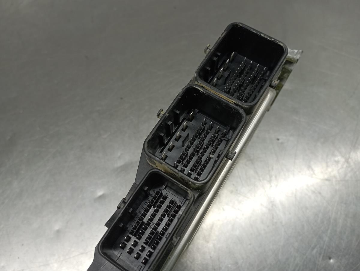 Centralina motor / ECU PEUGEOT 208 Imagem-2