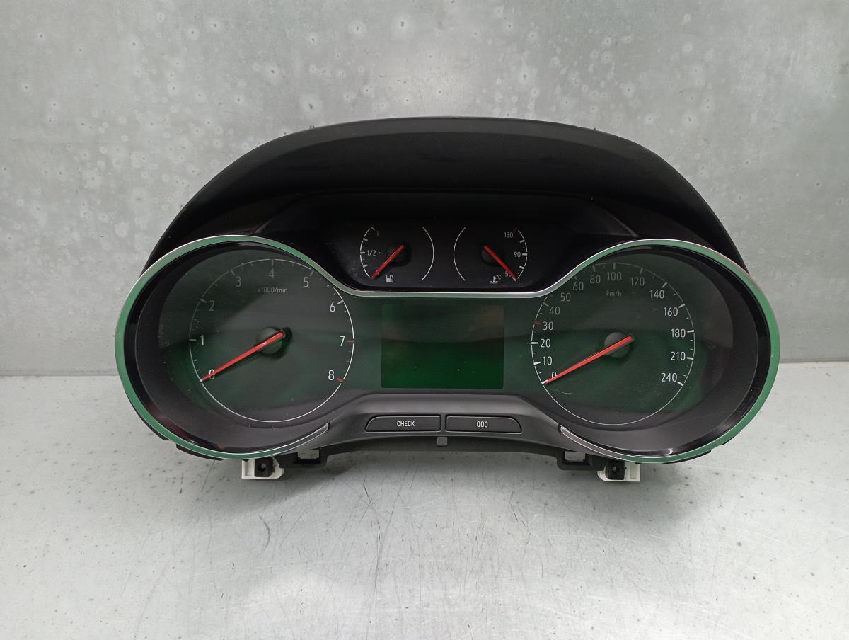 Quadro strumenti / Pannello strumenti OPEL Crossland X (75)