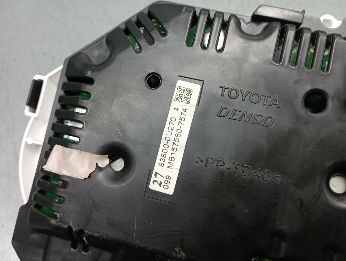 Quadrante / painel de instrumentos TOYOTA Yaris (_P13_) Imagem-5