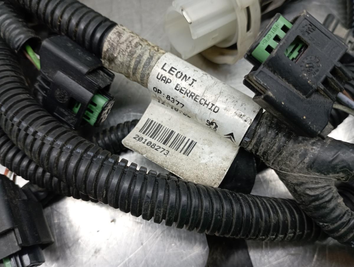 Installazione paraurti posteriore PEUGEOT 2008 I (CU_) Imagem-1