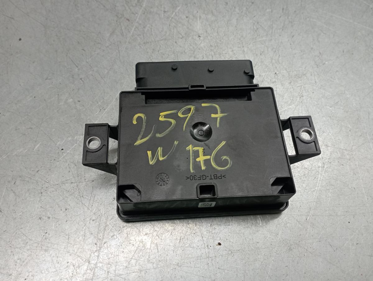 Módulo do travão auto / parque MERCEDES-BENZ Classe A (W176) Imagem-1