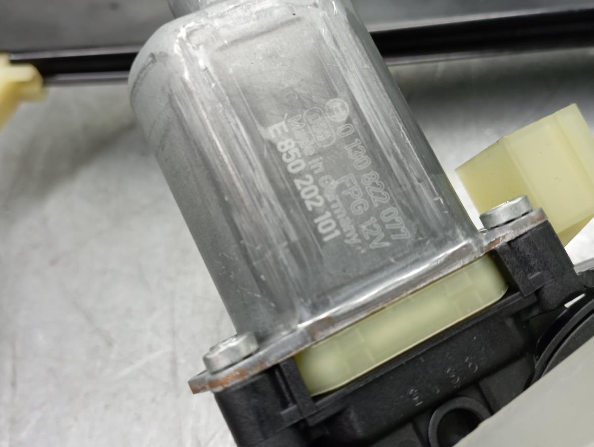 Lève-vitre avant gauche SEAT Leon (KL1) Imagem-3