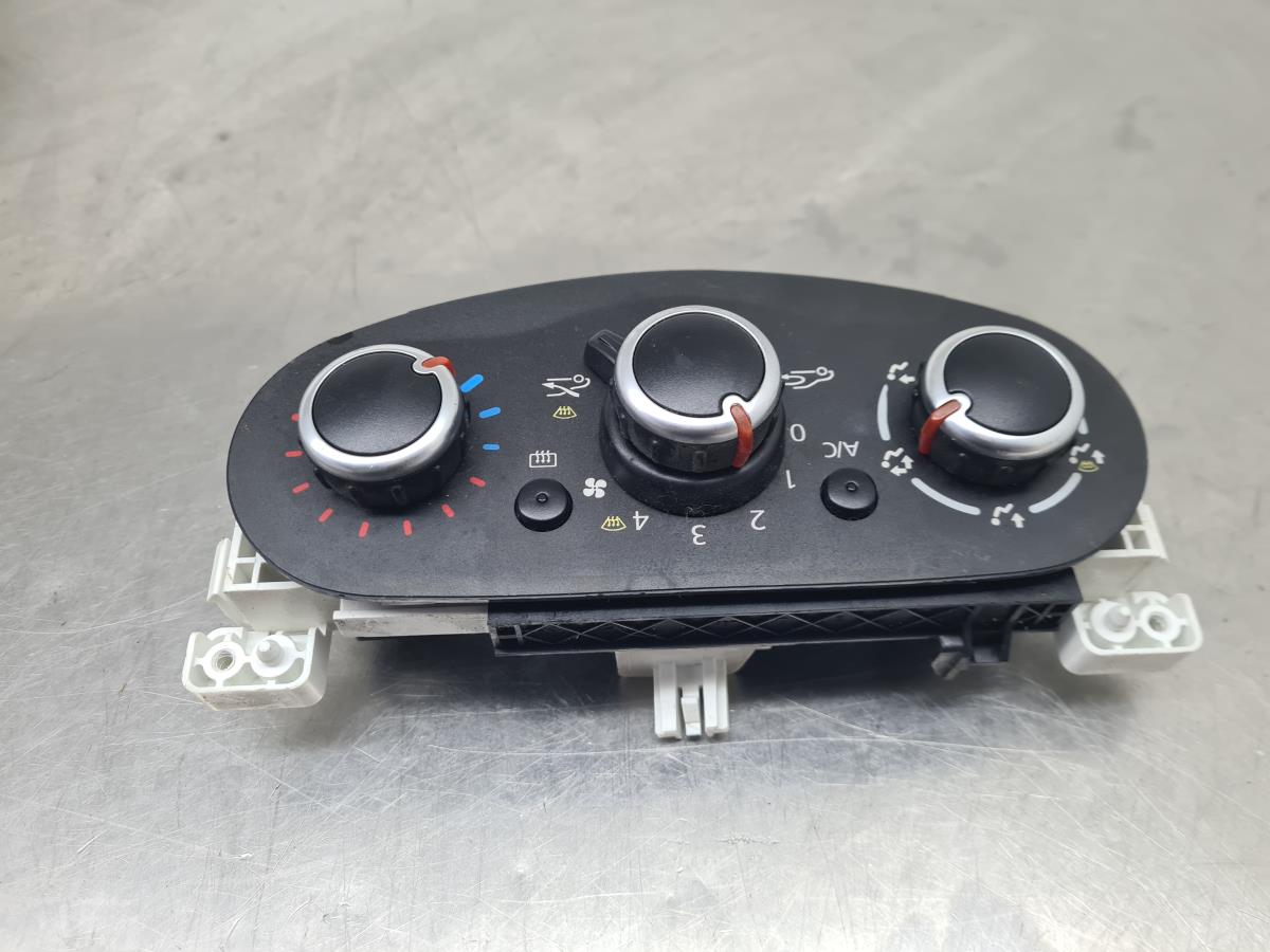 Mando climatizador RENAULT Twingo III (BCM_)