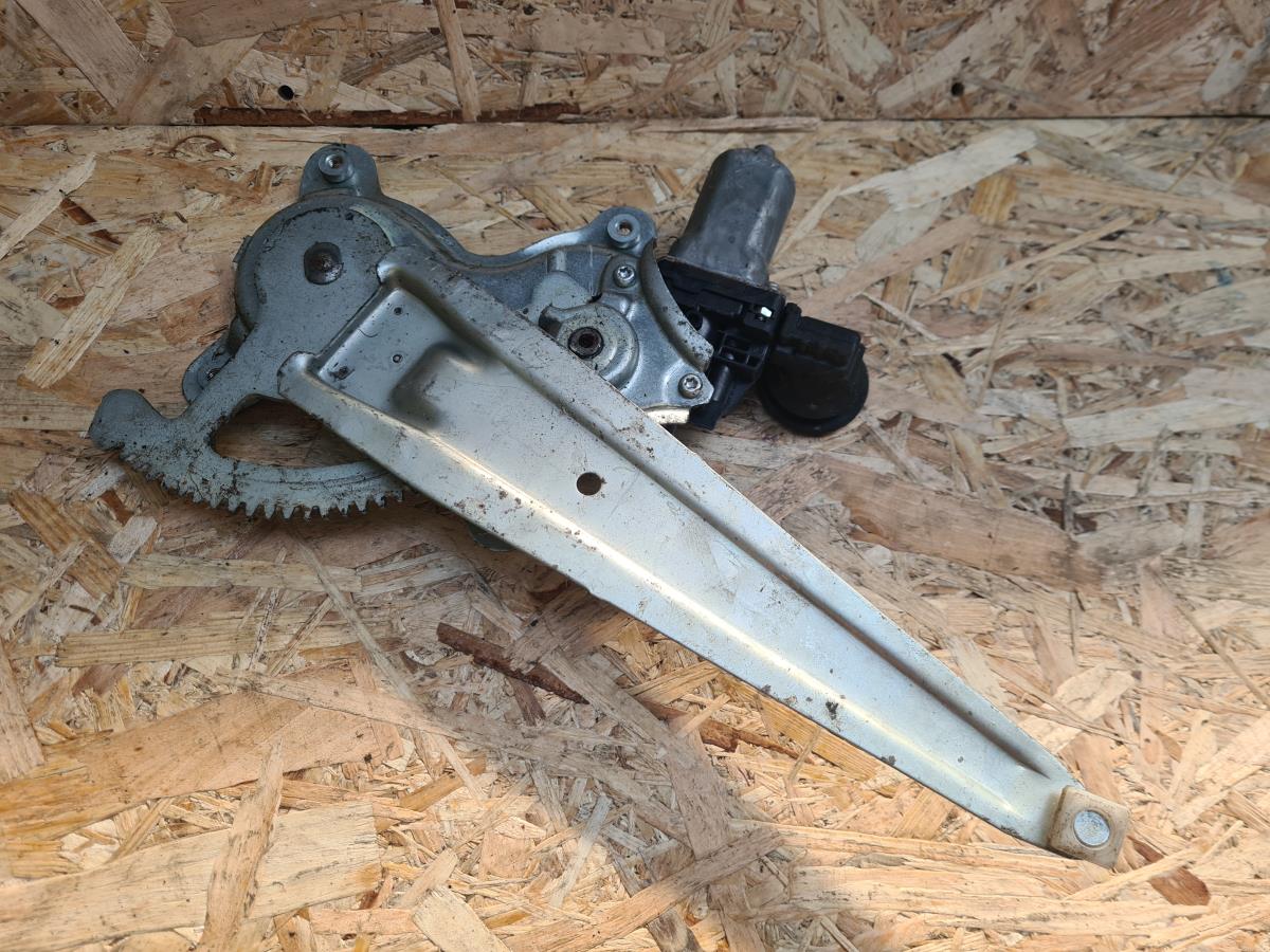 Left rear window regulator TOYOTA RAV4 III (_A3_)