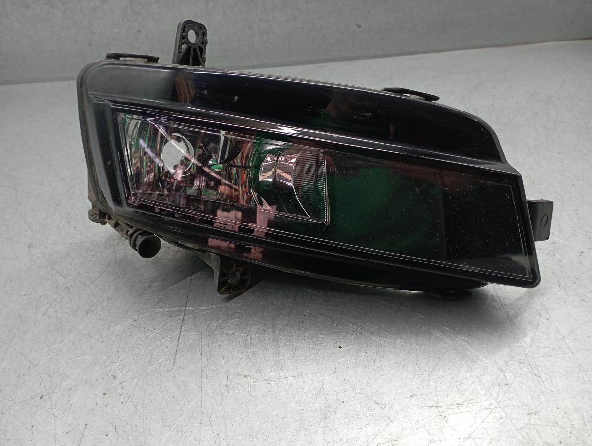 Feu antibrouillard Avant Droite VOLKSWAGEN Golf VII (5G1, BQ1, BE1, BE2) Imagem-1